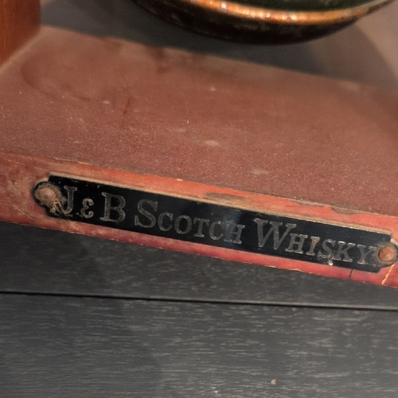 Rare Blended Scotch Whisky - Green and Red - Picture 3 of 9